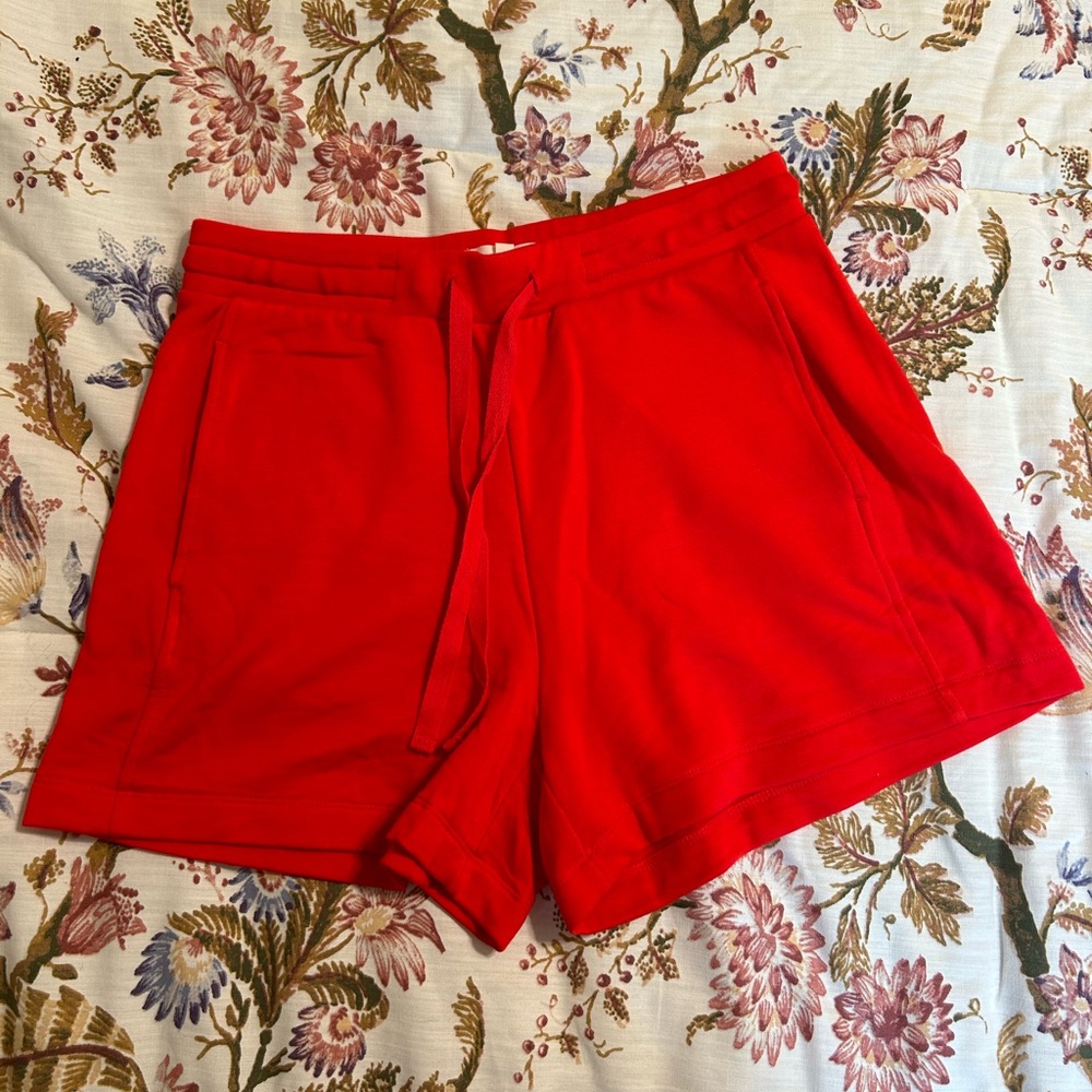 Lou & Grey Shorts
